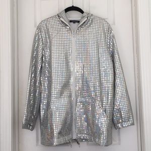Holographic windbreaker